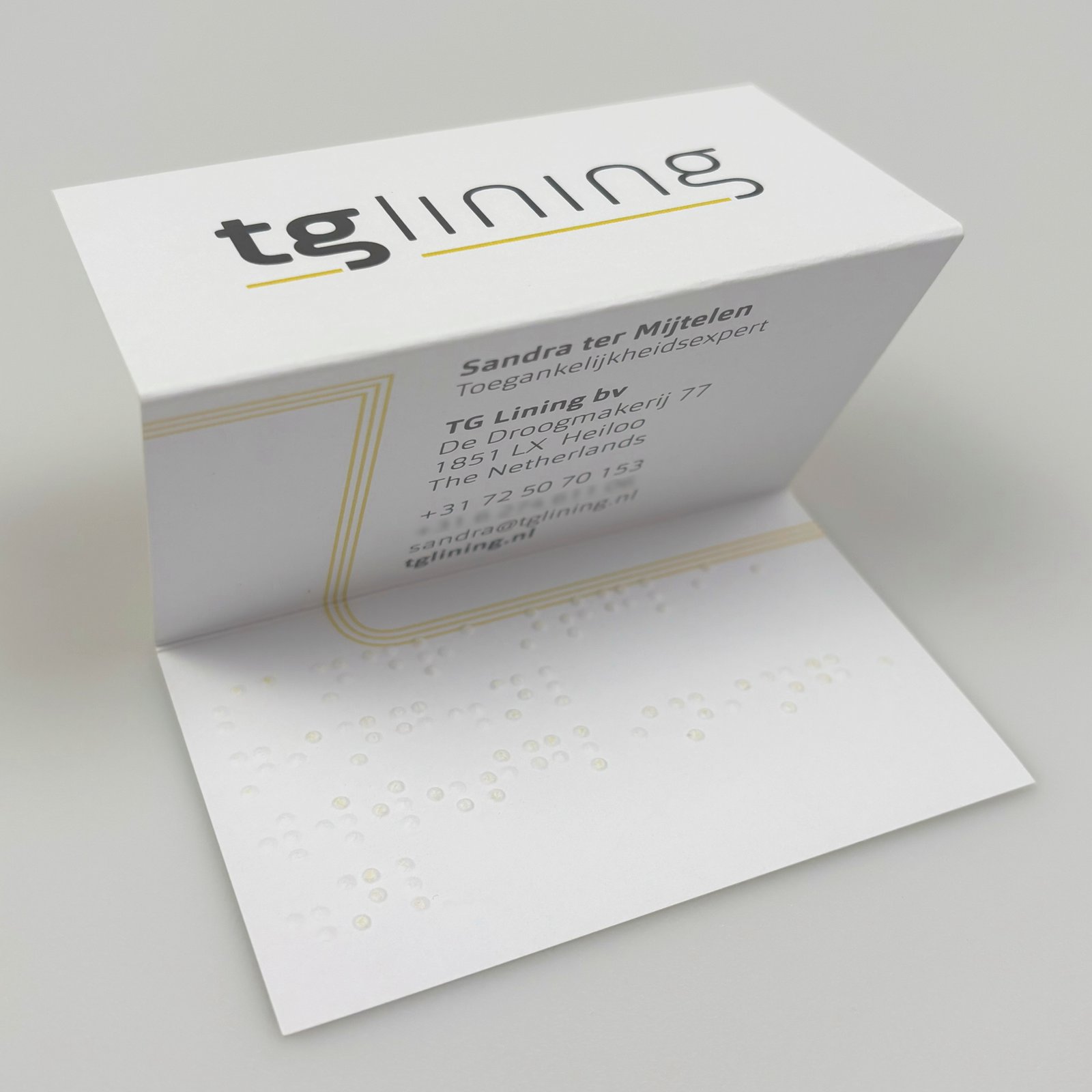 Willy Sengers - Opdracht TG Lining  visitekaartje met braille